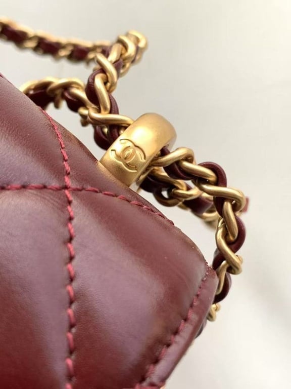 Chanel Calfskin Quilted Perfect Fit Flap Red 22cm, Designer Handbags, Women’s Purse, luxury bags, Chanel bags - Image 7