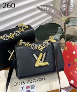 Alternative view of Master Craftsmanship Twist-Lock Shoulder Bag 23cm