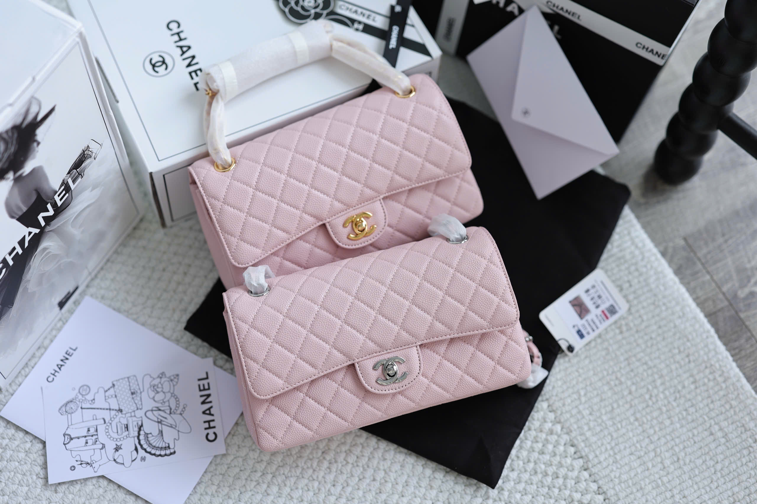Luxury Diamond Quilted Crossbody Bag – Pink – 23cm - Image 5