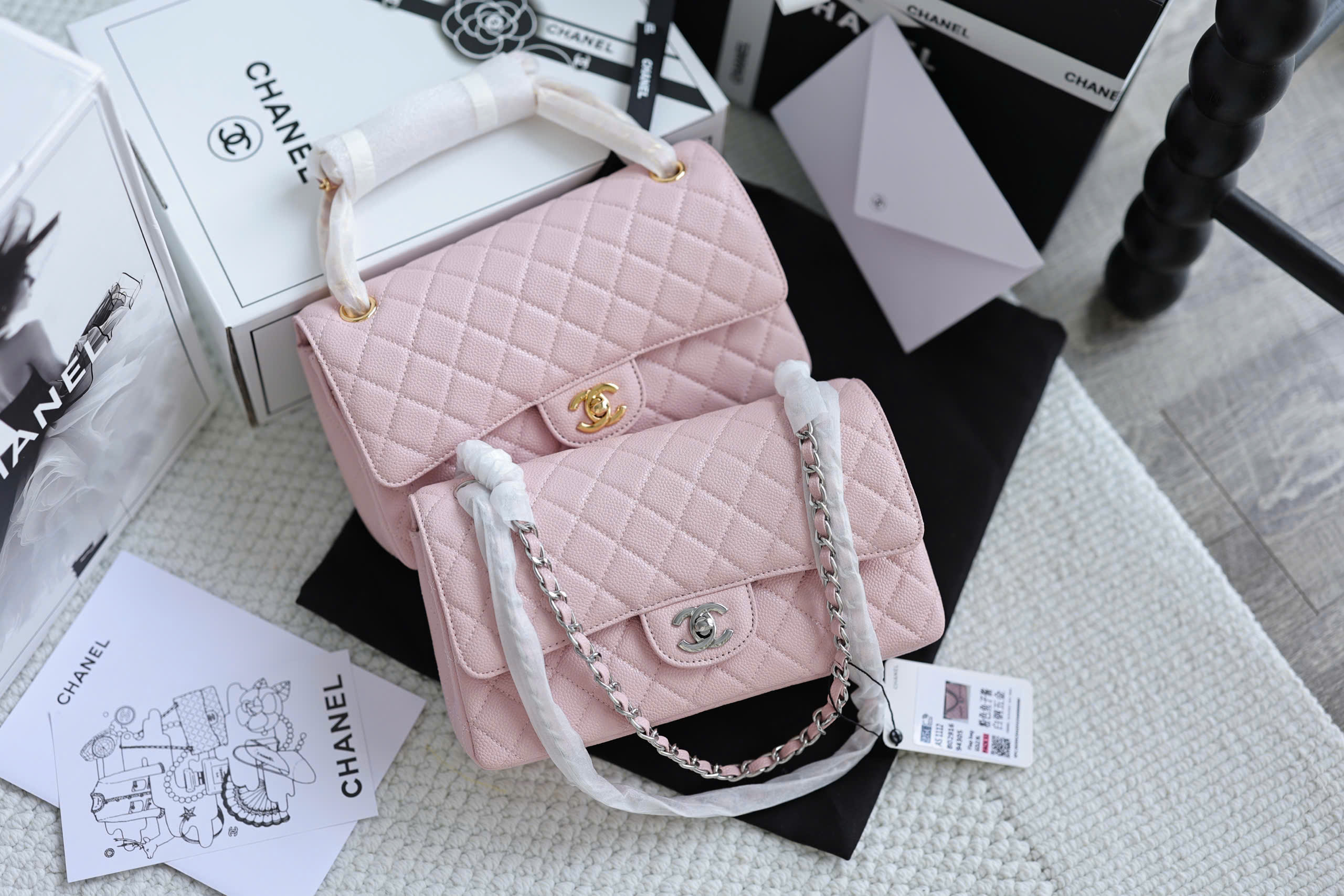 Luxury Diamond Quilted Crossbody Bag – Pink – 23cm - Image 3
