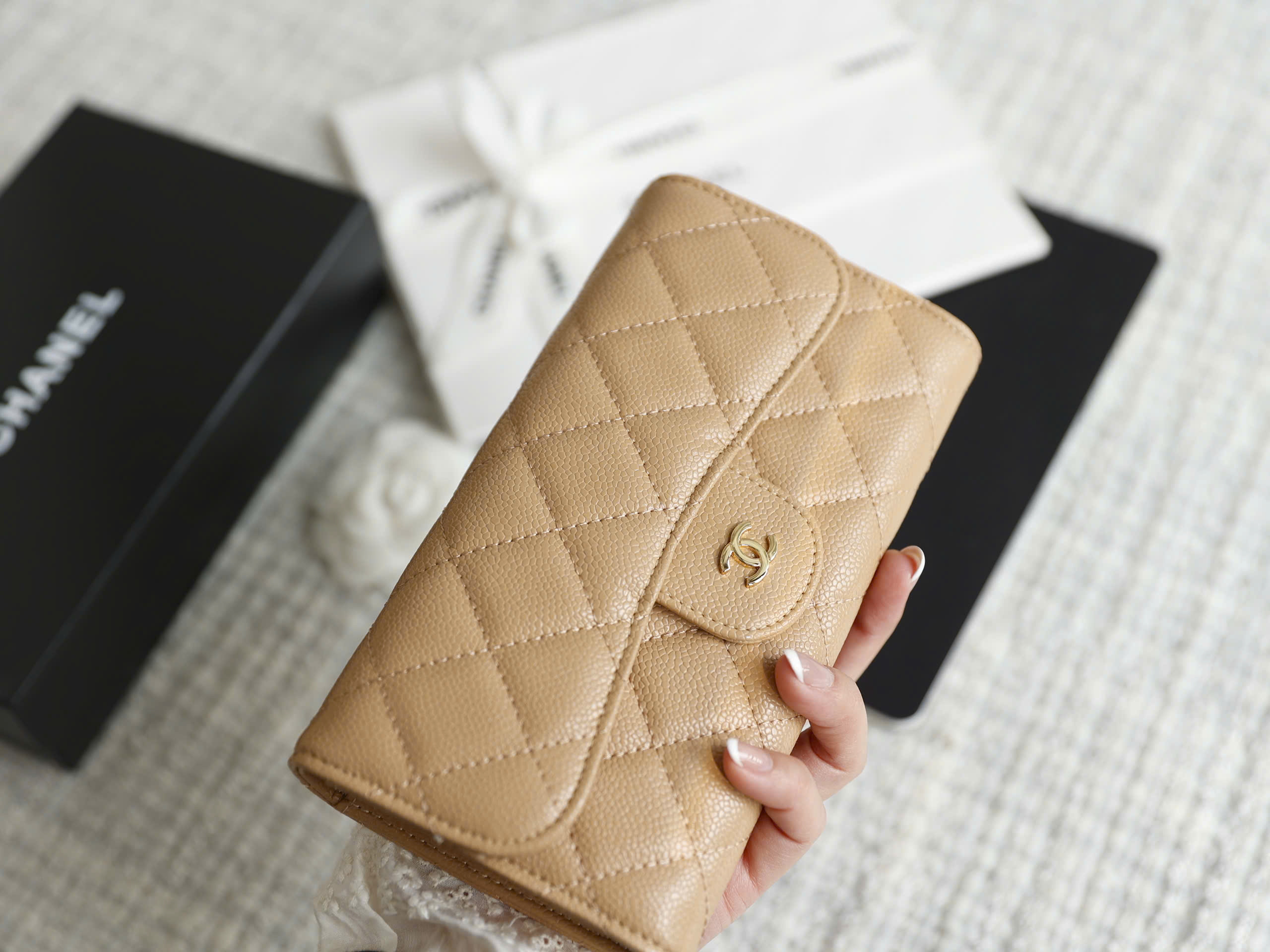 Premium Latte Grained Quilted Flap Wallet - Image 5