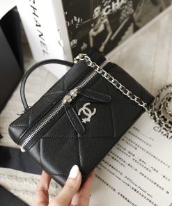 Alternative view of Master Craftsmanship Quilted Vanity Case Shoulder Bag 18cm - Onyx Black
