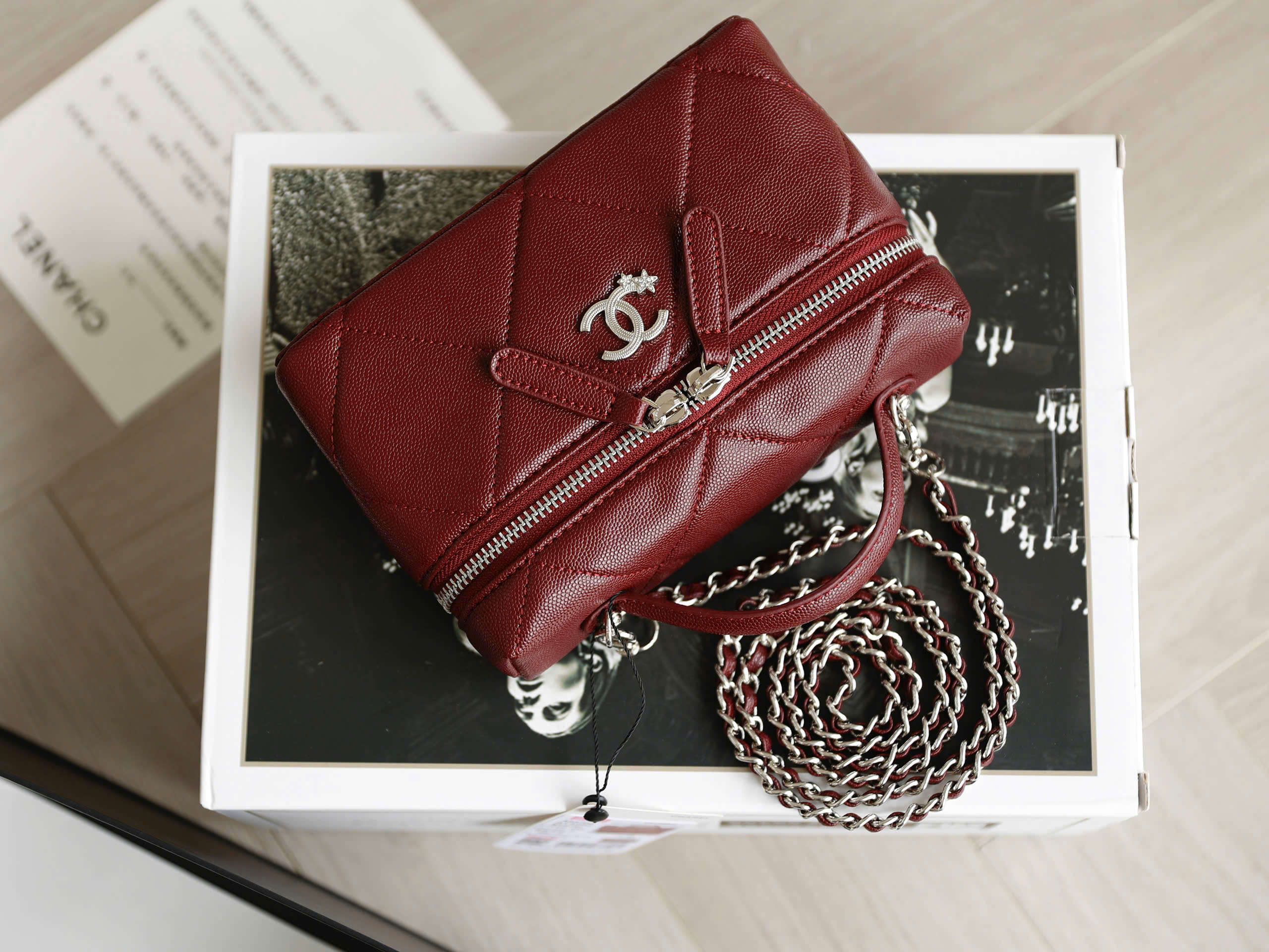 Master Craftsmanship Quilted Vanity Case Shoulder Bag 18cm - Onyx RED - Image 5