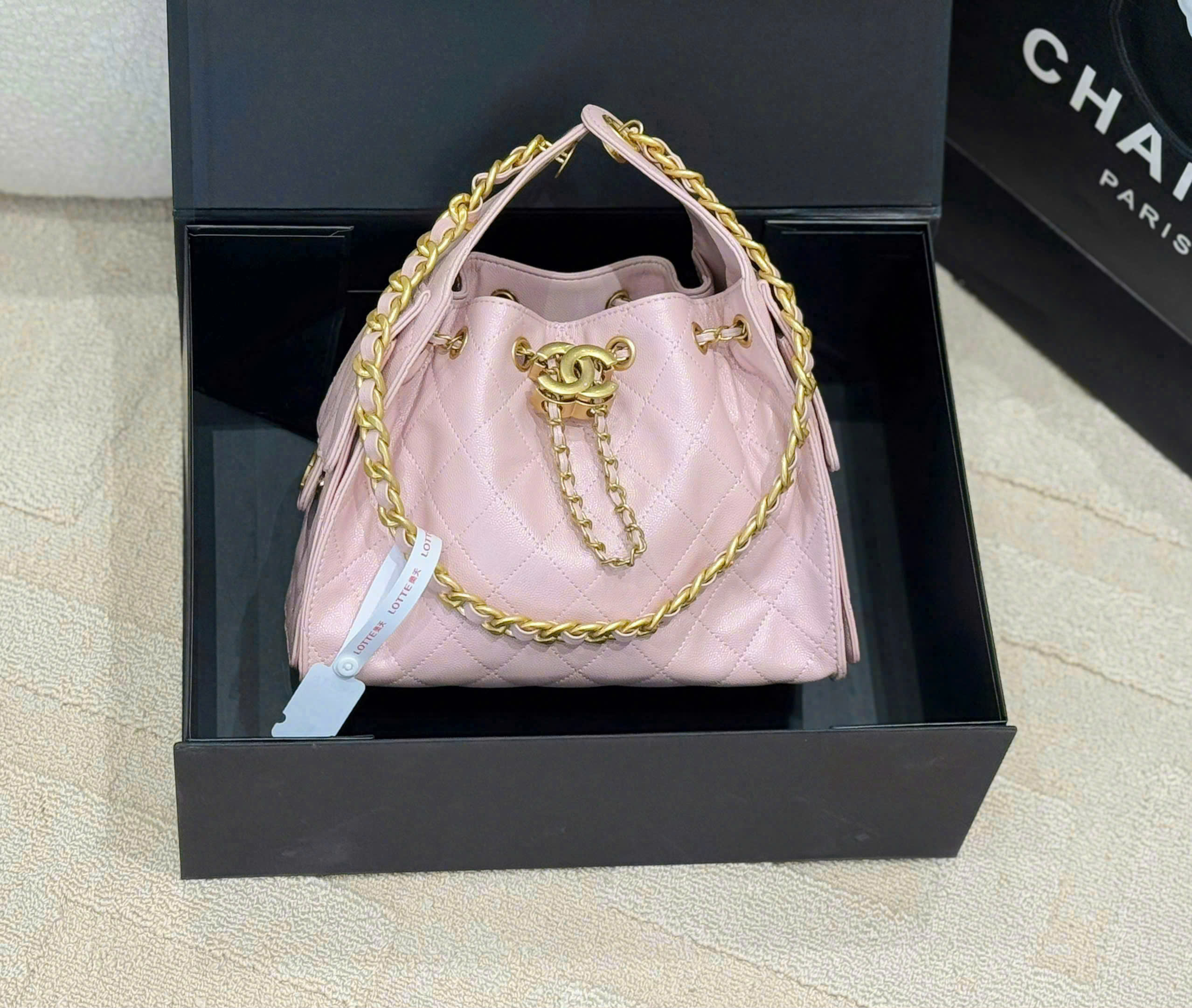 Boutique Edition Diamond Quilted Drawstring Bucket Bag 26cm - Blush Pink - Image 7