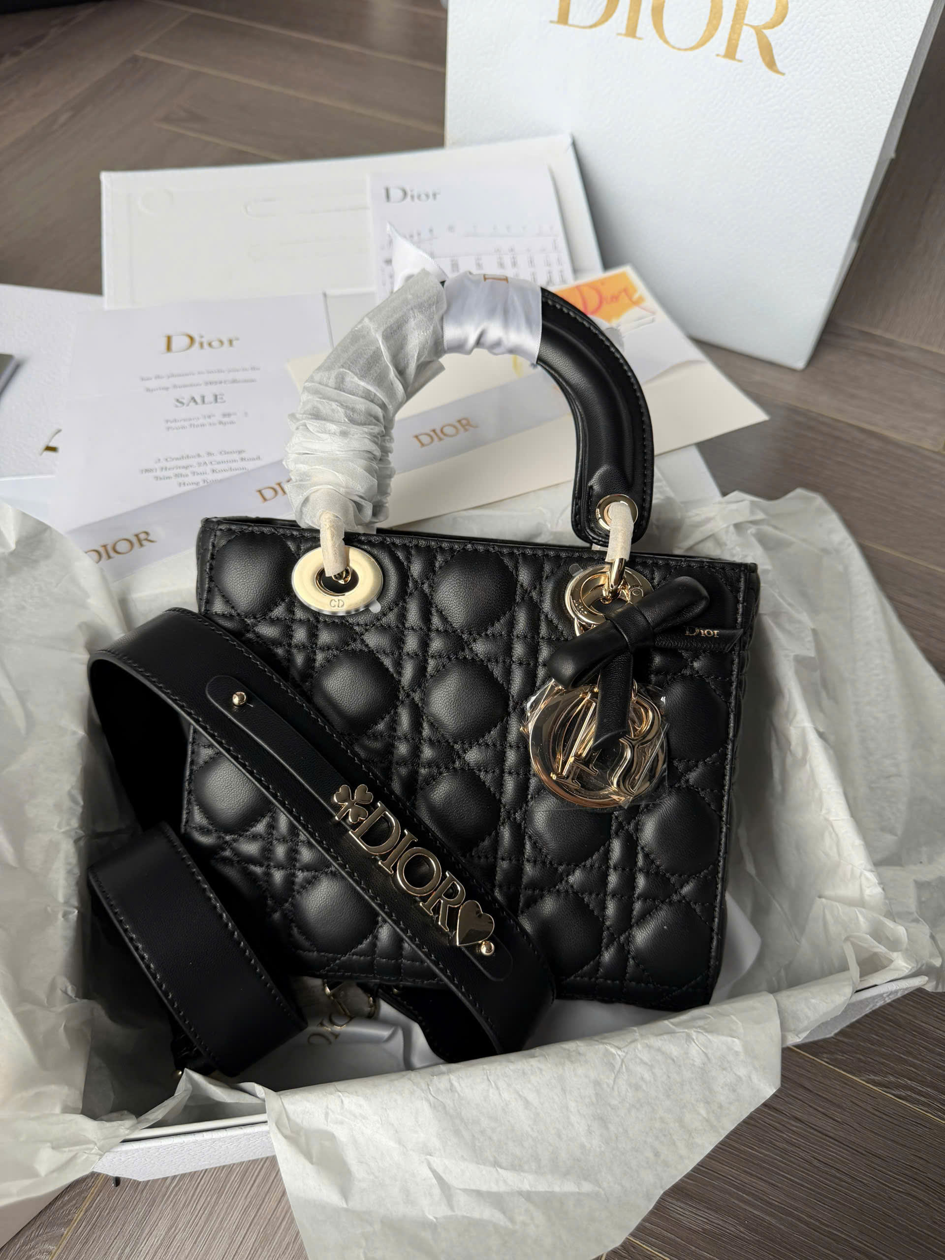 Boutique Edition Cannage Quilted Matte Leather Top-Handle Bag - Onyx Black Size 20cm - Image 2