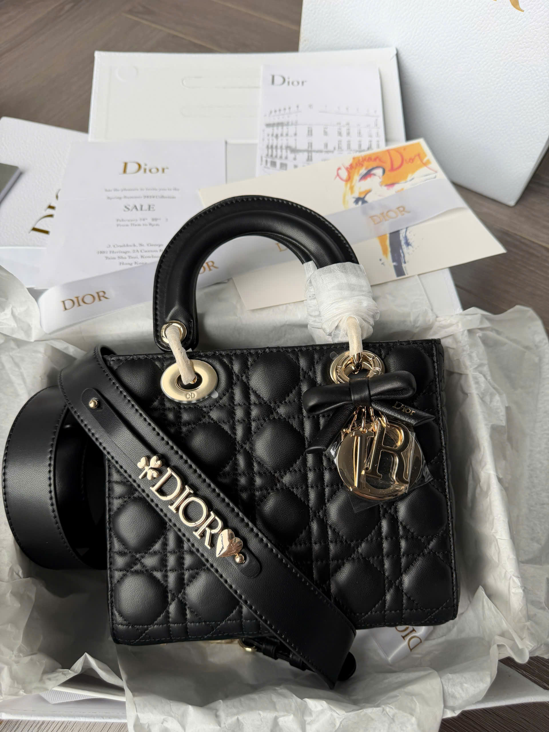 Boutique Edition Cannage Quilted Matte Leather Top-Handle Bag - Onyx Black Size 20cm - Image 3
