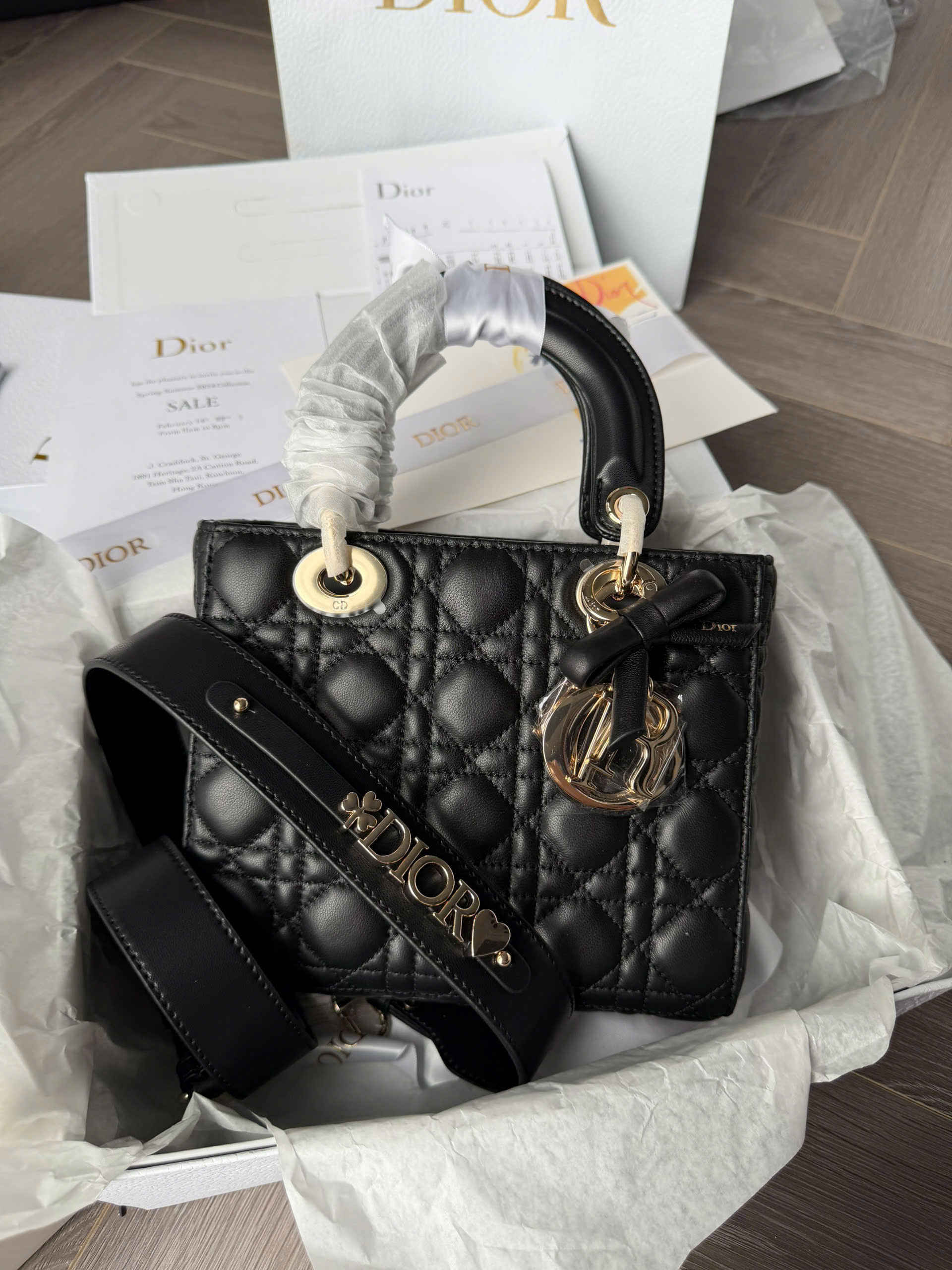 Boutique Edition Cannage Quilted Matte Leather Top-Handle Bag - Onyx Black Size 20cm - Image 6