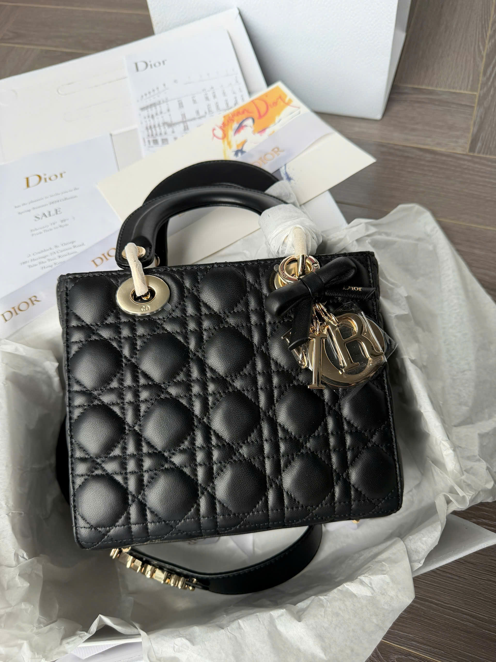 Boutique Edition Cannage Quilted Matte Leather Top-Handle Bag - Onyx Black Size 20cm - Image 9