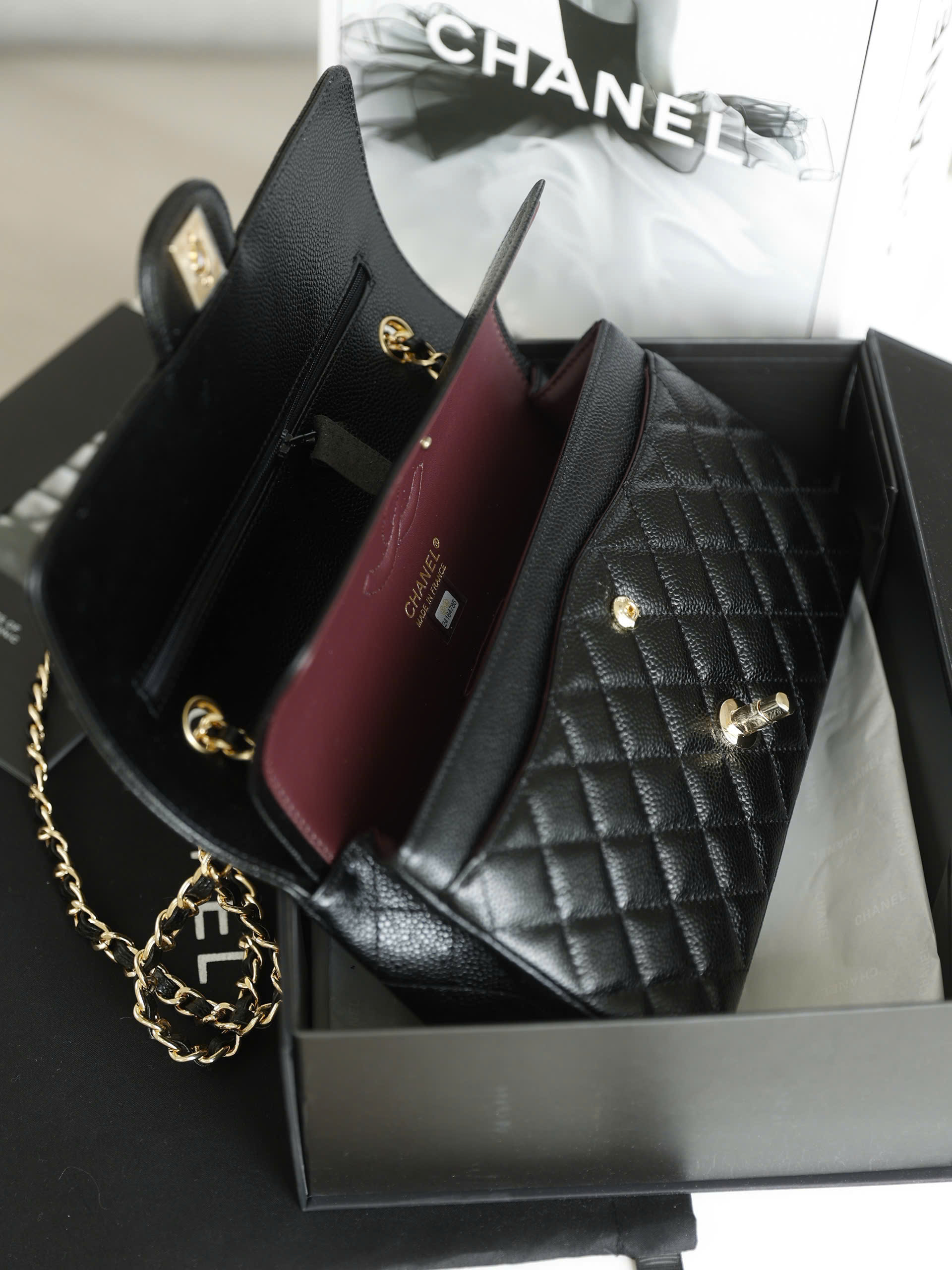 Timeless Diamond Quilted Double Flap Bag - Size 25 (Premium Caviar) - Image 4