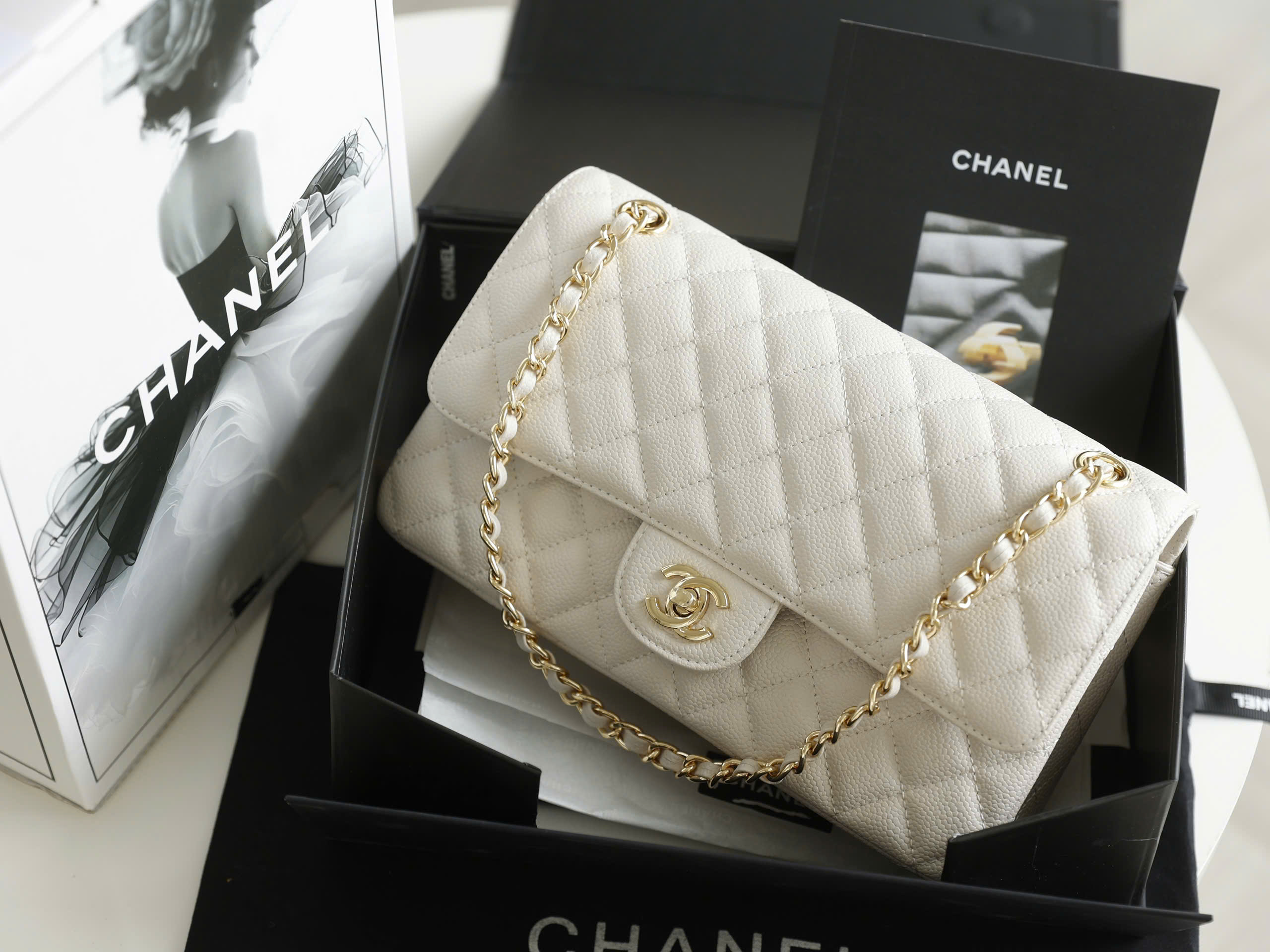 Timeless Diamond Quilted Double Flap Bag - Size 25 (Premium Caviar) - Image 9