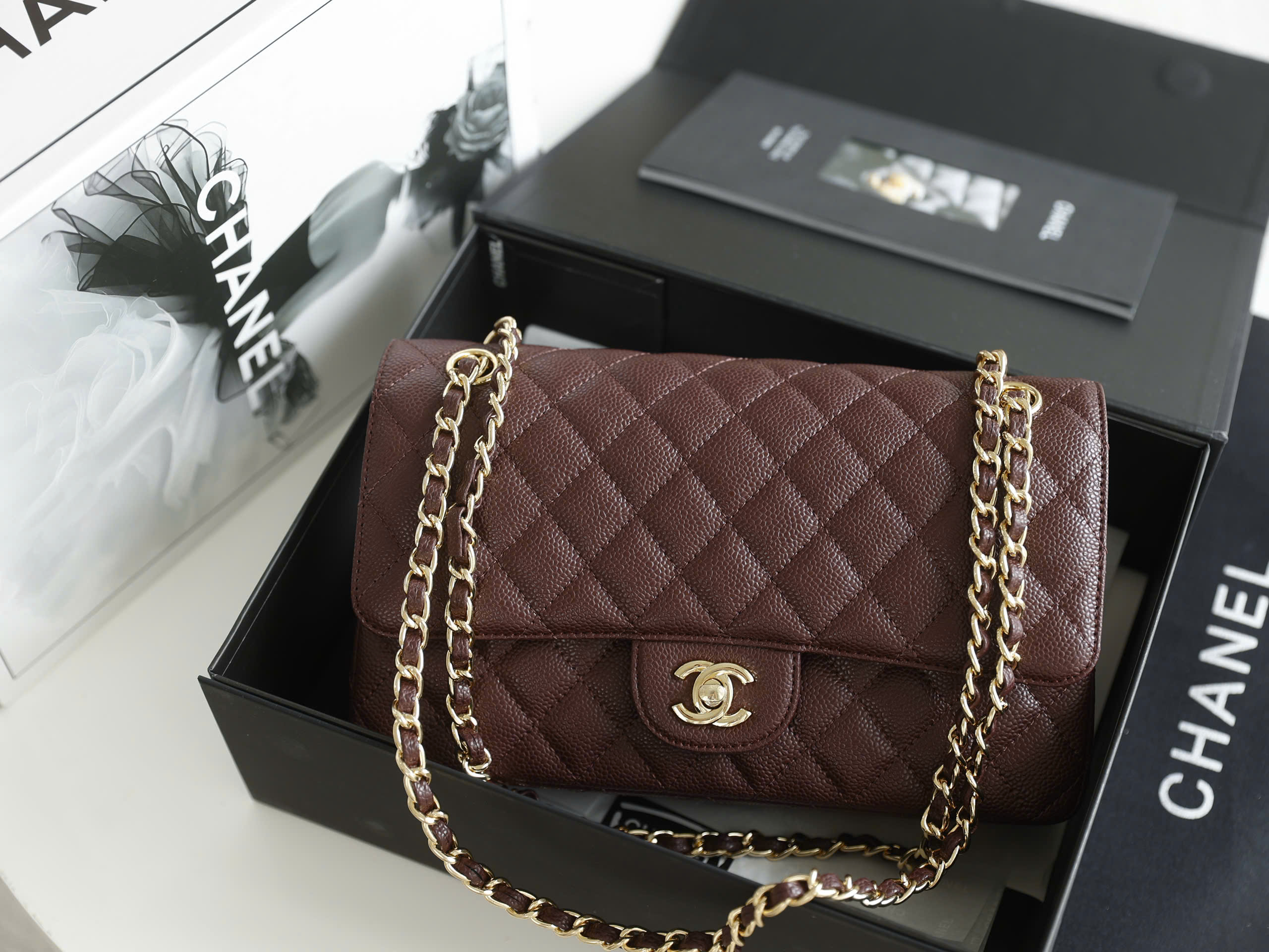 Timeless Diamond Quilted Double Flap Bag - Size 25 (Premium Caviar) - Image 16