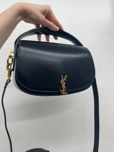Curved Leather Flap Bag with Gold Monogram Hardware - Size 22 (Classic Black) photo review